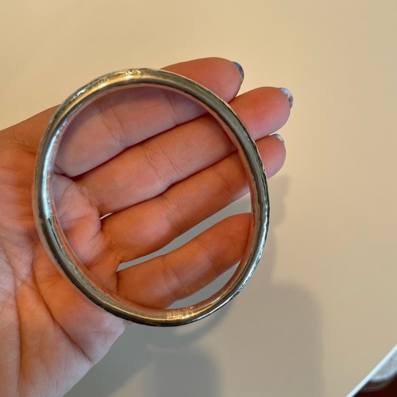 Ippolita Classico Sculpted Bangle in Sterling Silver - Picture 10 of 11